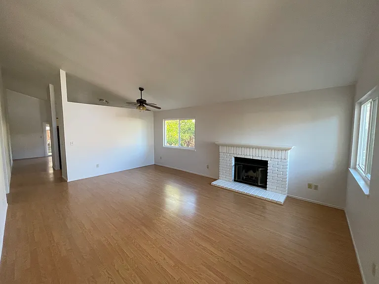 5471 Tara Dr — Photo 12