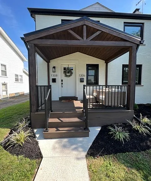 1306 Virginia Ave — Photo 2