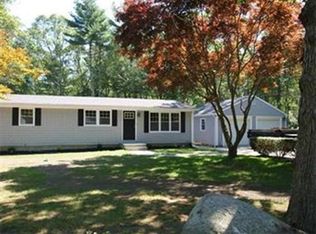 147 Woodcock Rd, Dartmouth, MA 02747