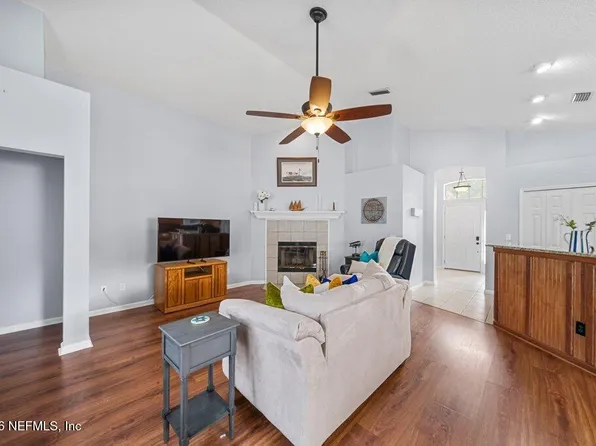 2109 PEBBLE CREEK Lane, Fleming Island, FL 32003
