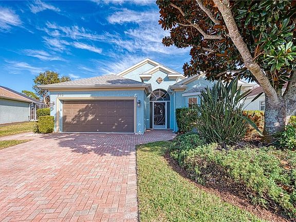 4th image of 579 Eden Dr
