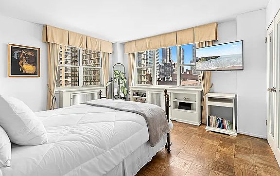 3rd image of 340 E 80th St APT 8F