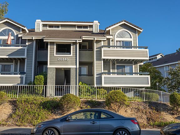 5th image of 20340 Fanchon Ln Unit 112