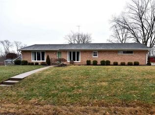 209 N Scott St, Owensville, IN 47665