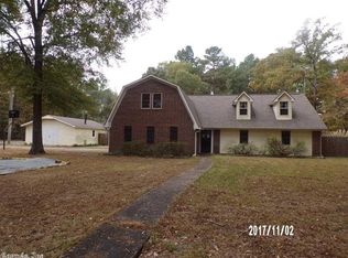9014 Shady Dr, Pine Bluff, AR 71603