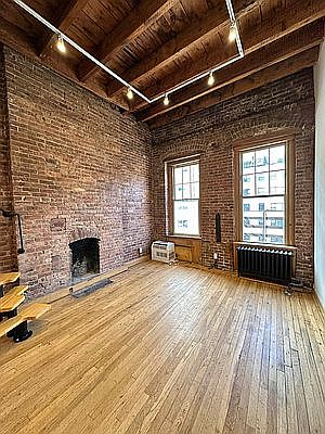 1st image of 763 Washington St #17