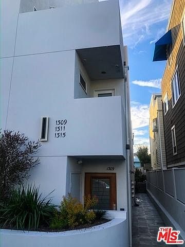 1st image of 1309 Cypress Ave