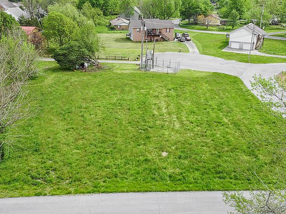 5th image of River Bank Dr
