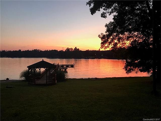 1st image of 258 Tennessee Cir