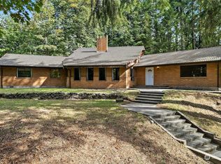 5200 Phillips Rd SE, Pt Orchard, WA 98367