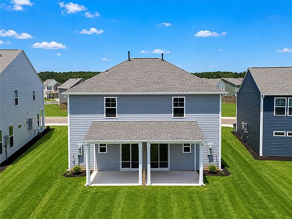 2nd image of 559 Seaborn Cir