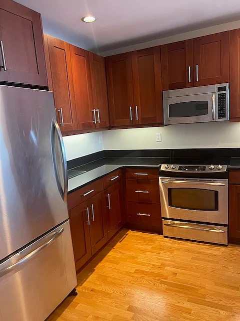 2 bed, 1240 sqft, $3,500 — Photo 3