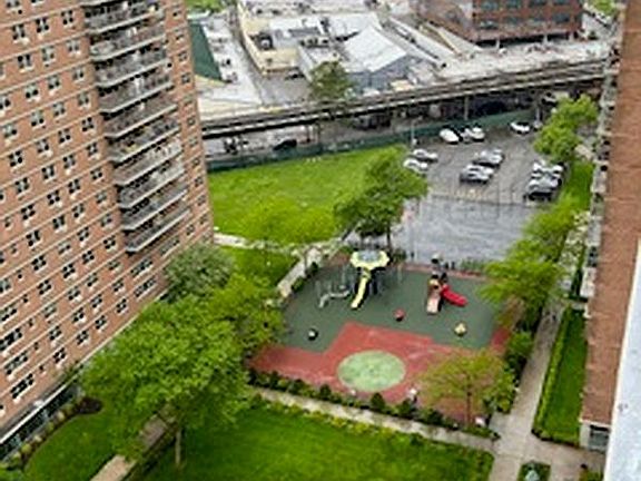 2nd image of 2930 W 5th St APT 19E