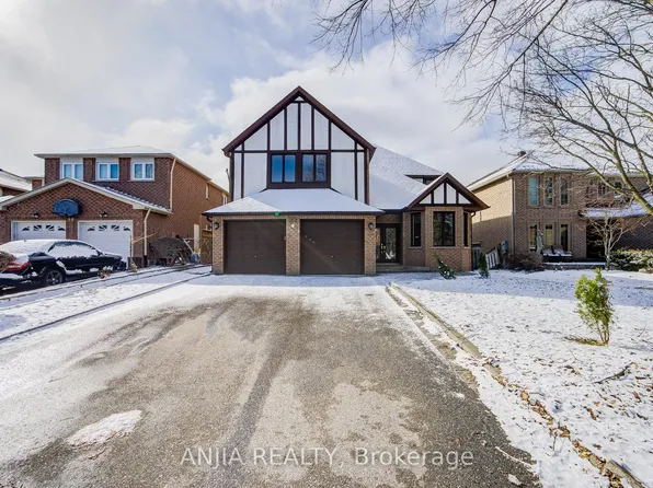 33 Havagal Cres, Markham, ON L3P 7G1