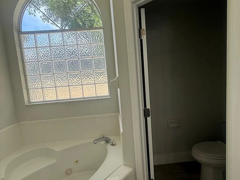7614 SW 49th Pl — Photo 12