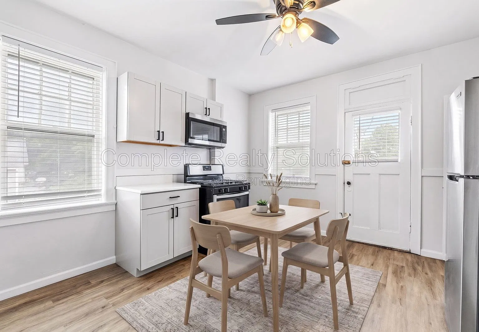 1 bed, 1.0 bath, 825 sqft, $850 — Photo 1