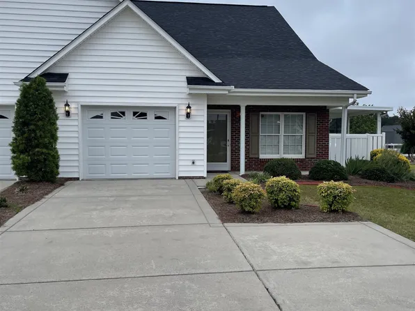 152 Glenalmond Ct, Dunn, NC 28334