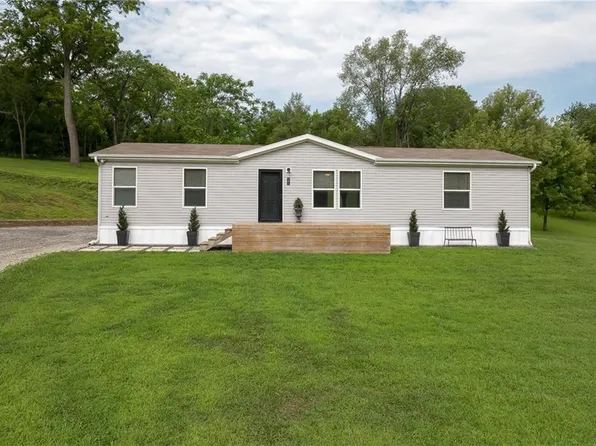 201 N Chestnut St, Oregon, MO 64473