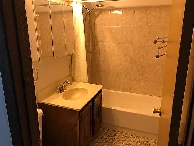 1544 E Palmer Ln #1A — Photo 7