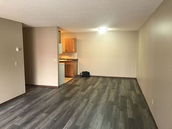 4th image of 2021 90th St W APT 101