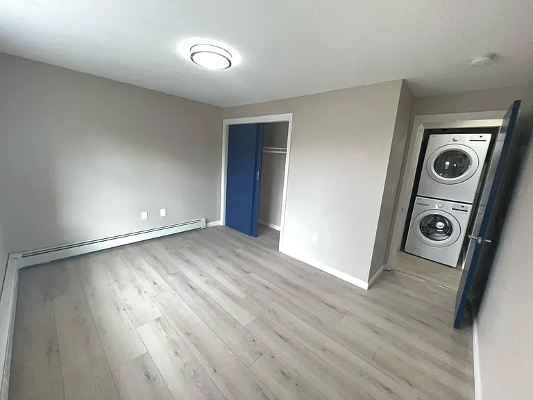 Fieldside Apartments — Photo 12