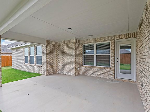 5th image of 701 Fossil Wood Dr #35J373
