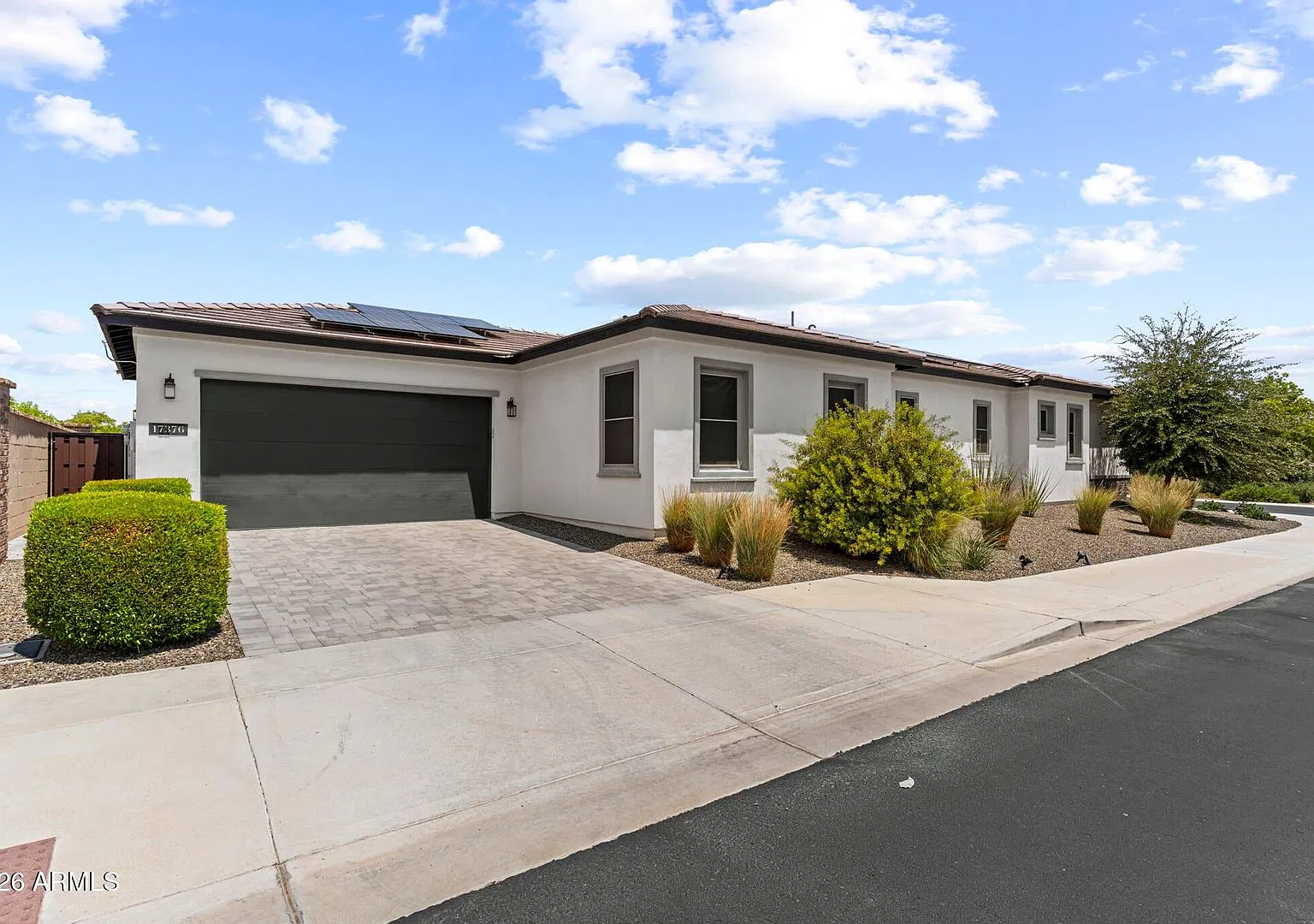 Beautiful Sterling Grove Rental with Owned Solar, Golf Course Views & Resort-Style Amenities! — Photo 1