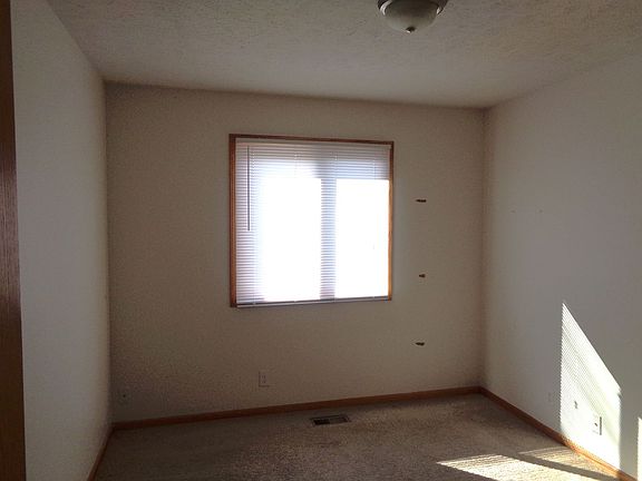 5th image of 3020 W Kyle Ln