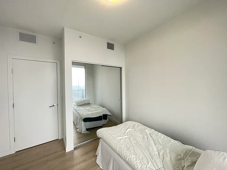 567 Clarke Rd #2202 — Photo 13