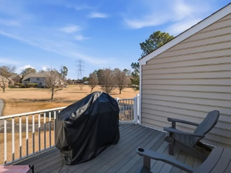 1005 Bay Breeze Dr — Photo 4
