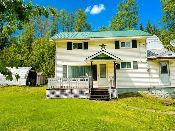 876 Central St, Centreville, NB E7K 2E7