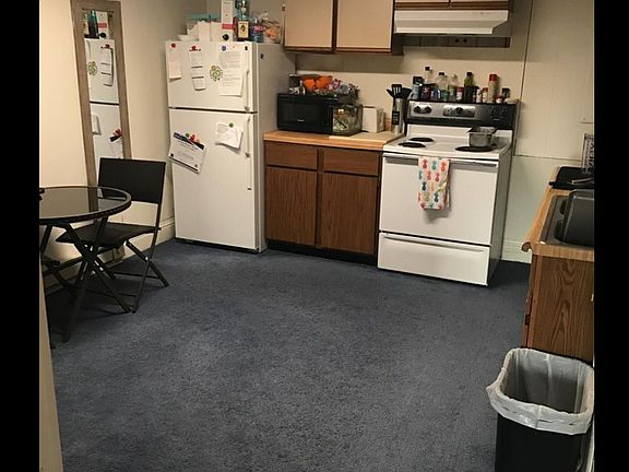 kitchen/living space