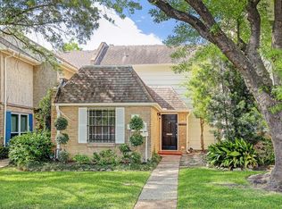 4810 Palmetto St, Bellaire, TX 77401