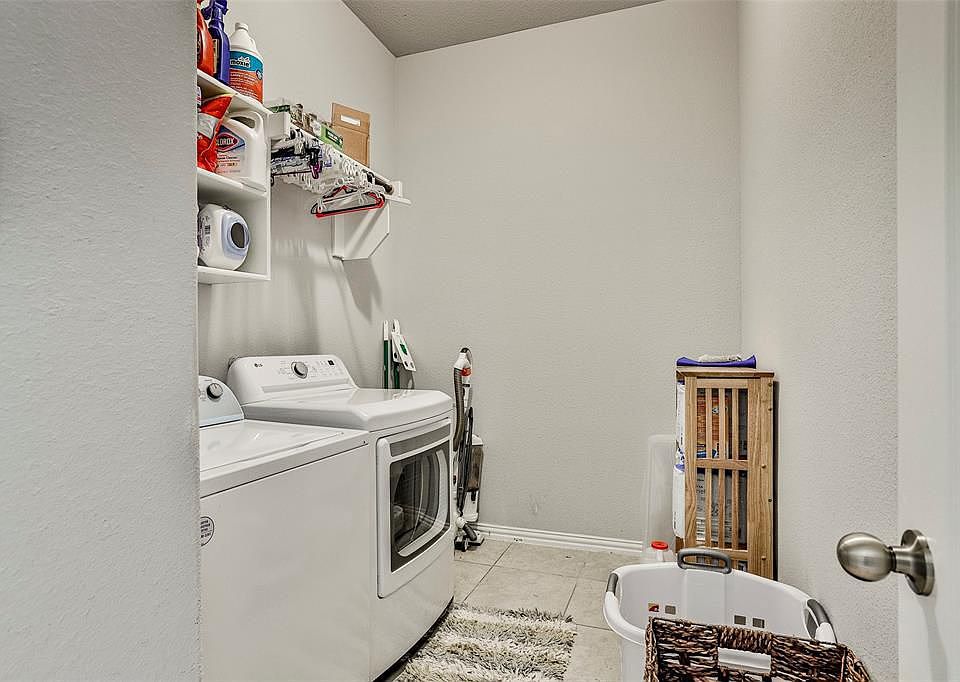 1st image of 5601 Apple Ridge Dr