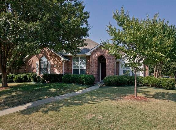 2nd image of 734 Bethany Lake Blvd