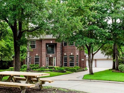 2 Latticeleaf Pl, Spring, TX, 77382