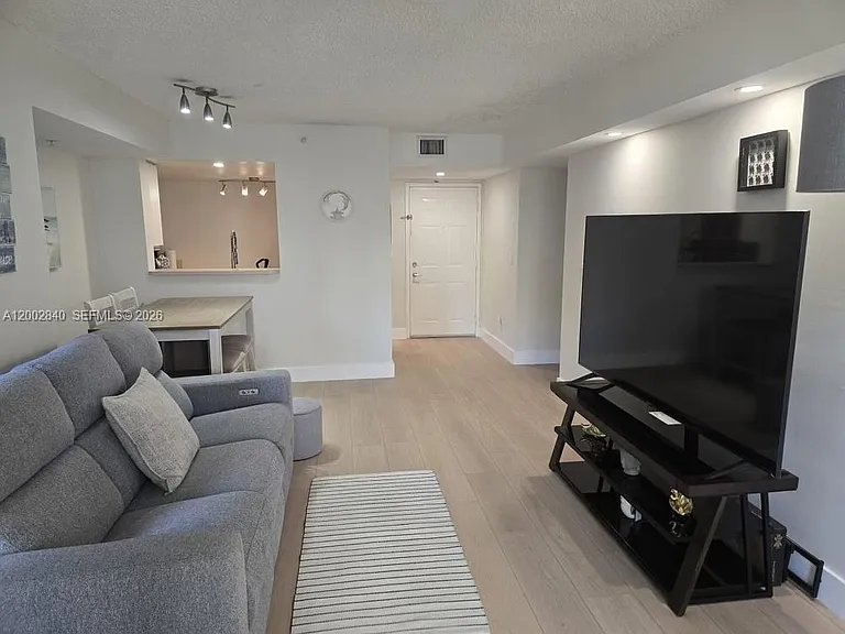 520 SE 5th Ave #1213 — Photo 12