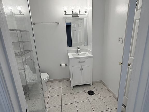 4th image of 7277 Linden Tree Ln