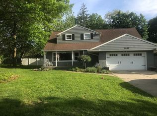 2649 Whiton Rd, University Heights, OH