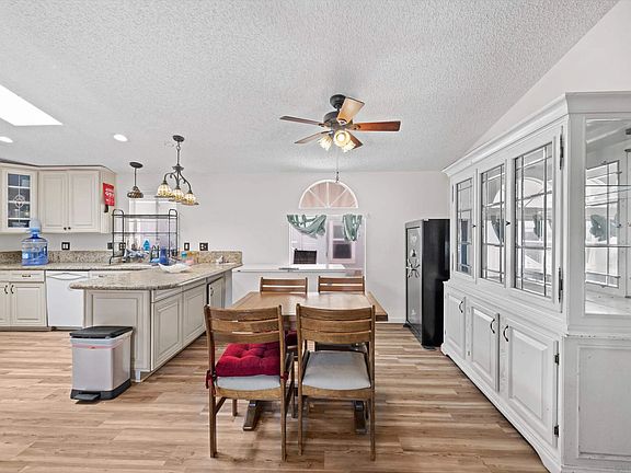 3rd image of 4616 N River Rd Space 68