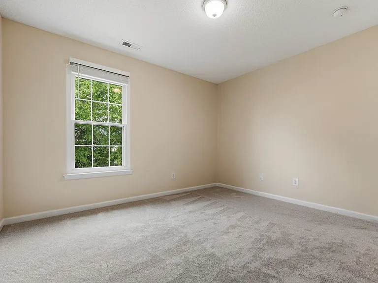 405 Grassy Point Rd — Photo 17