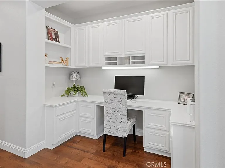 24231 Blossom Ct — Photo 29