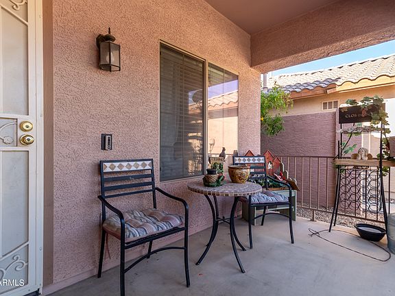 3rd image of 44226 W LINDGREN Drive