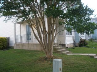 25 Old Knife Ct, Middle River, MD 21220