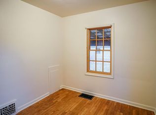 905 Woodbine Ave, Lansing, MI