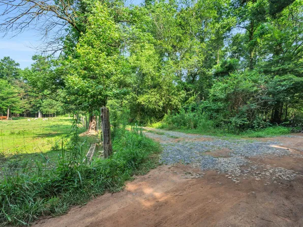 675 Herring Path #2, Bear Creek, NC 27207