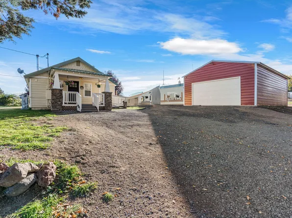 1872 NE Brown Dr, Madras, OR 97741