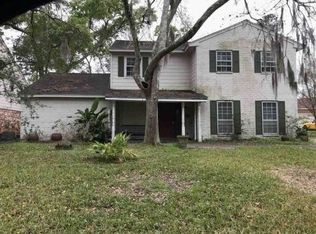 17307 Loring Ln, Spring, TX 77388