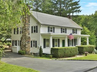 82 Cox Ave, Armonk, NY 10504