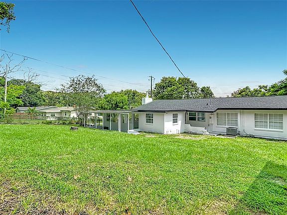 5th image of 303 LAKE GERTIE ROAD